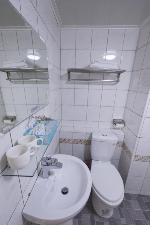 Tzu Chi Hotel Pingtung Dış mekan fotoğraf