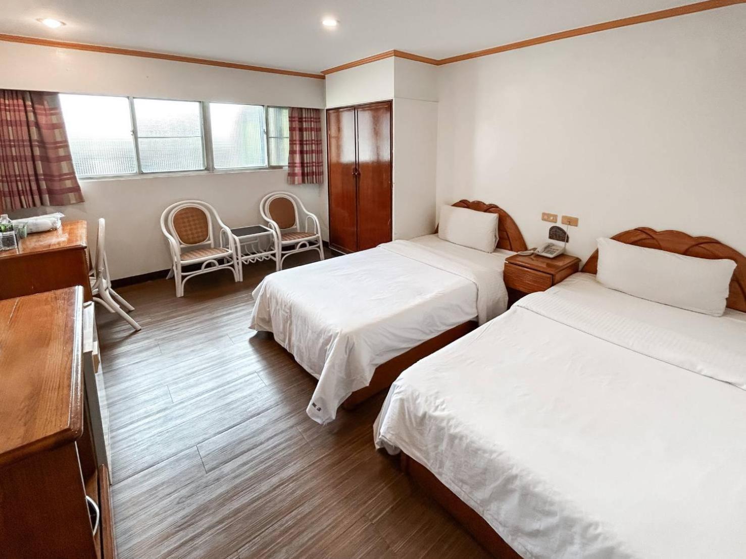 Tzu Chi Hotel Pingtung Dış mekan fotoğraf